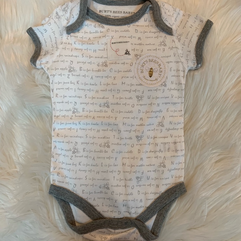 ‼️SOLD‼️ 7 piece Burt’s bees baby bundle - Picture 3 of 8